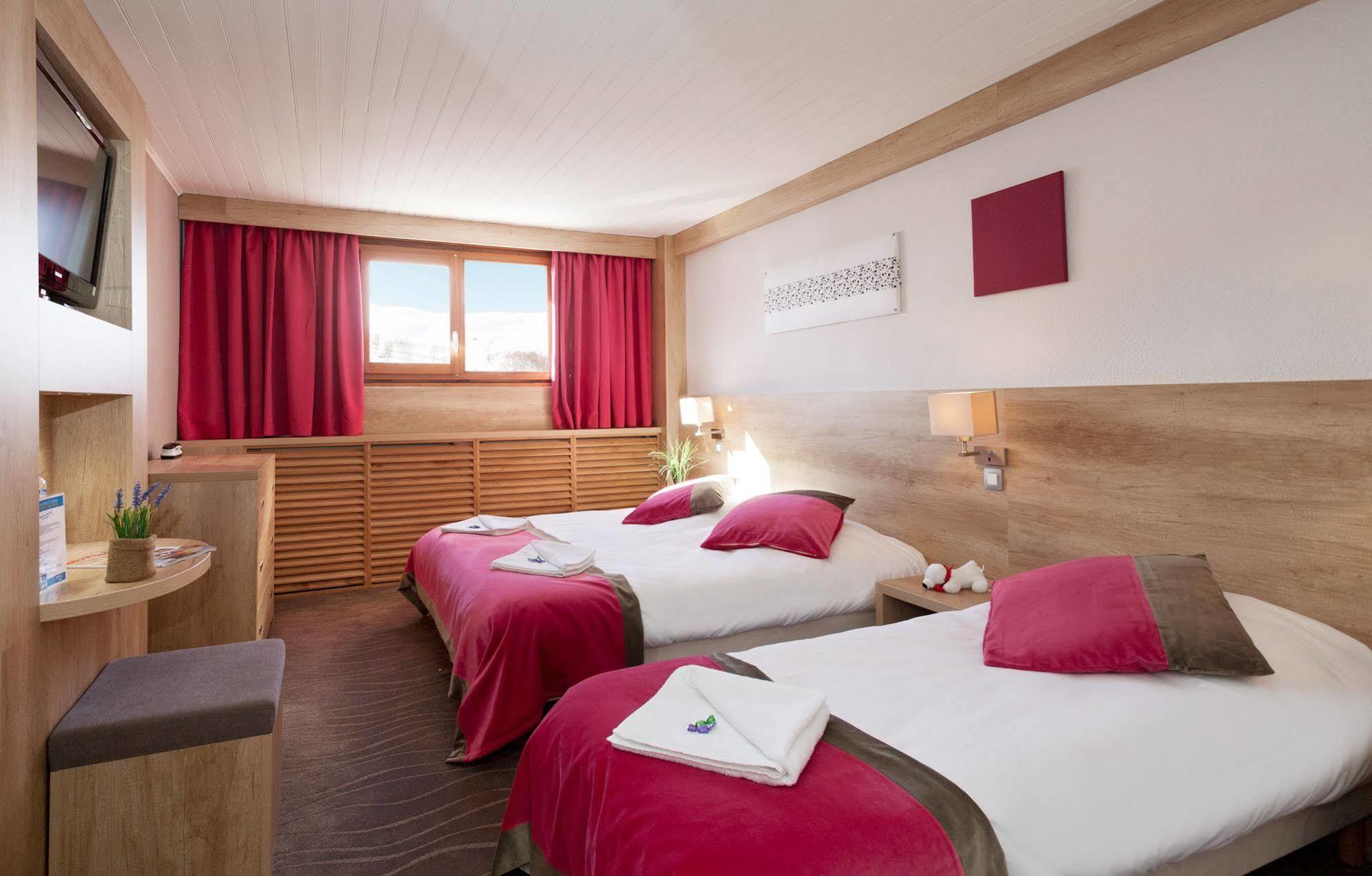 Hotel Club Mmv Le Panorama *** Les Deux Alpes Bagian luar foto